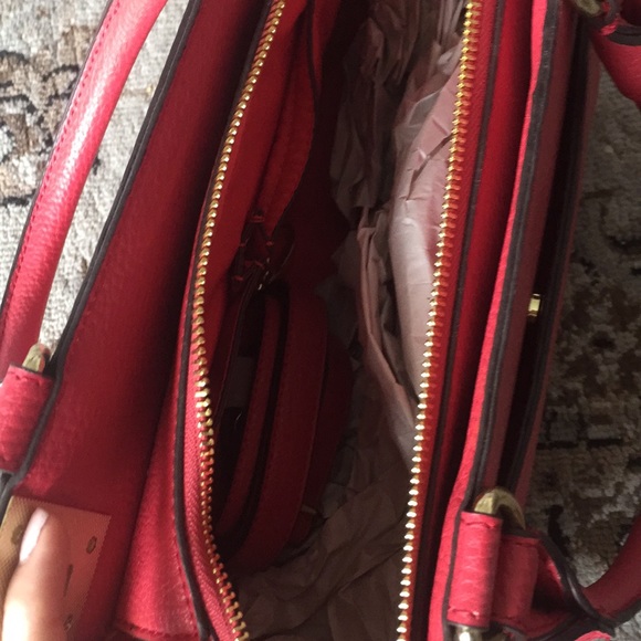 Brand new Anne Klein red purse - Picture 3 of 3